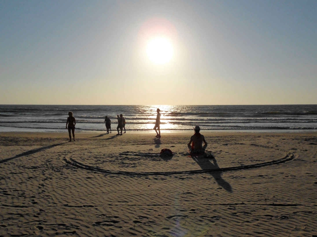 Arambol beach nightlife