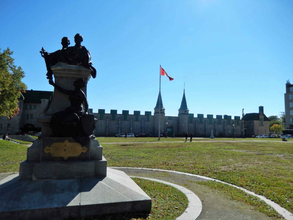 how to get to montmorency falls from quebec city