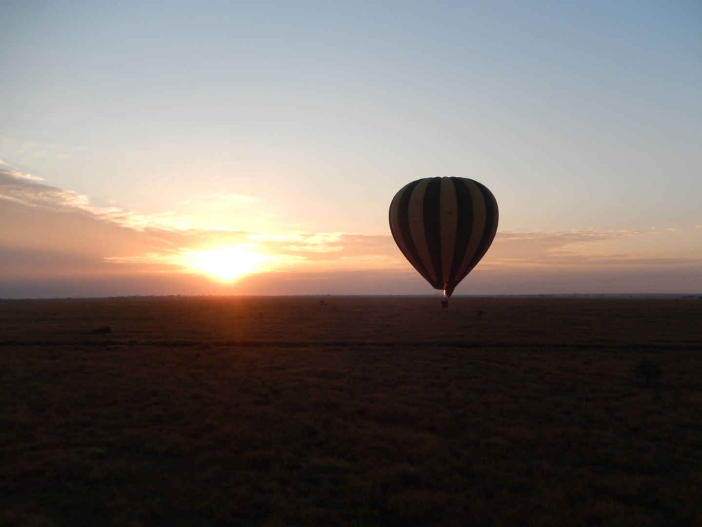 hot air balloon tanzania