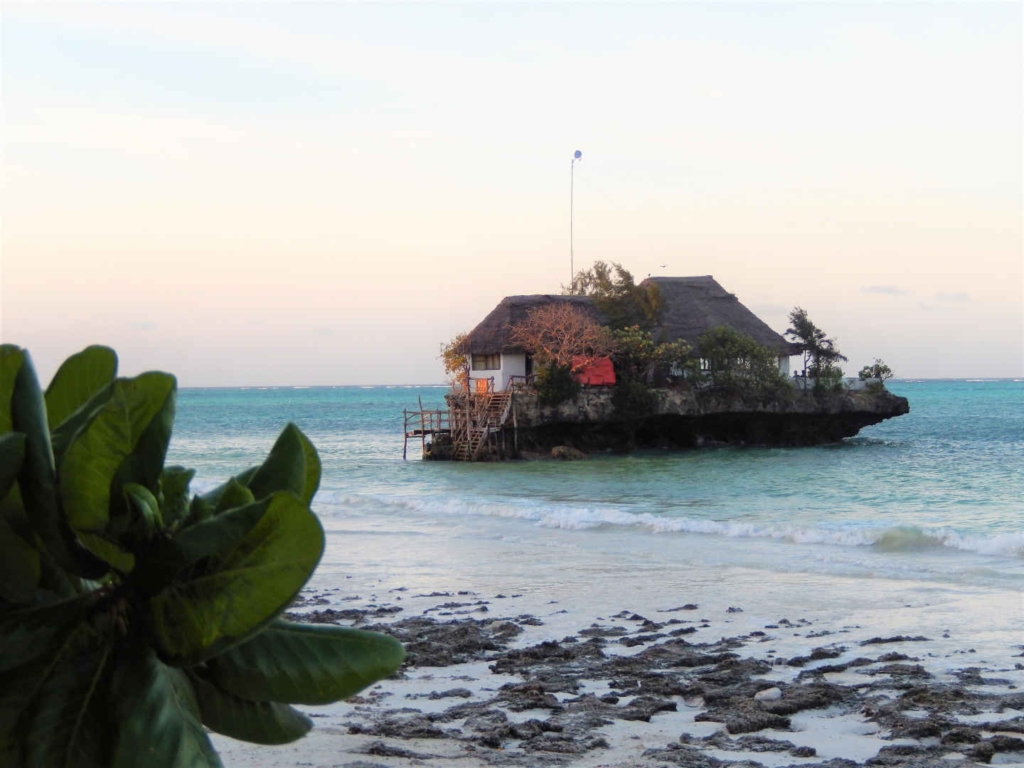 backpacking zanzibar