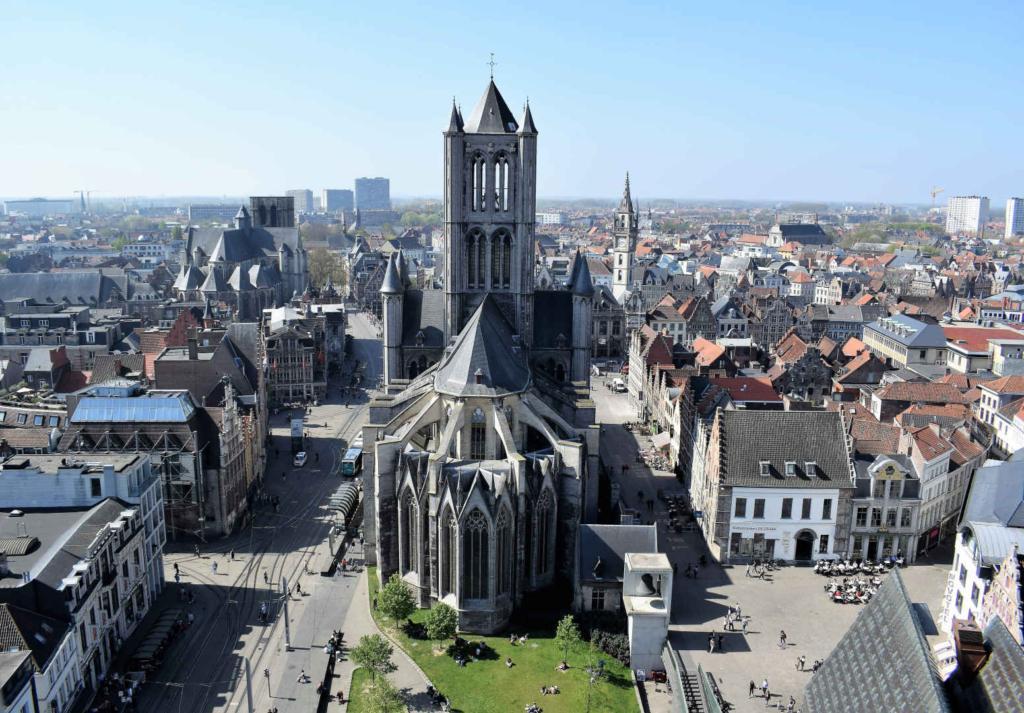 backpacking belgium