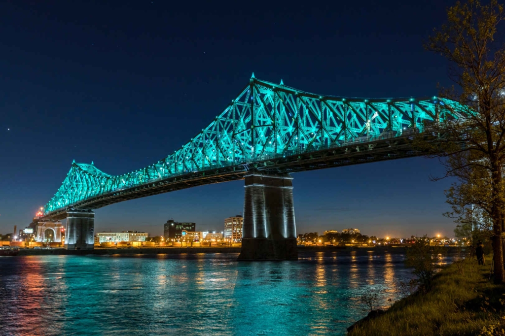 backpacking Montreal