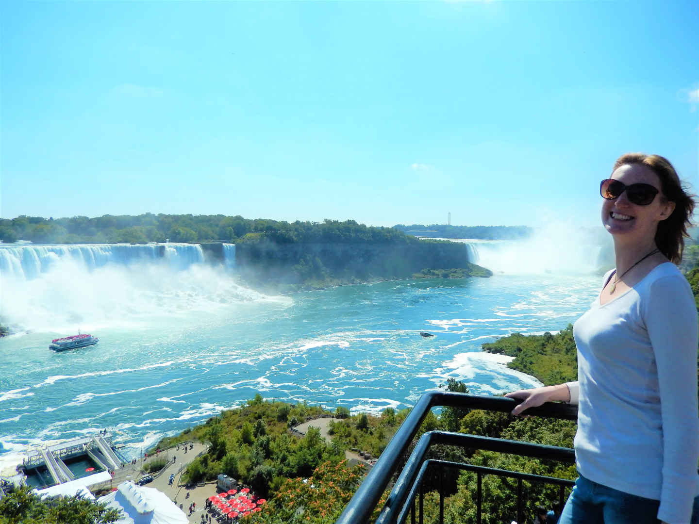 This is What to Wear to Niagara Falls to Stay Comfortable